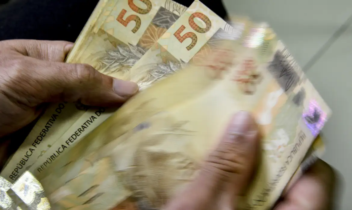 Novo Desenrola Brasil- MP 1.355 entra em vigor hoje com descontos de até 90%