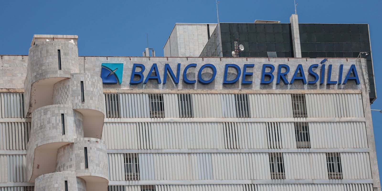 BRB Agiliza Aumento de Capital- Um Respiro Crucial em Meio à Crise